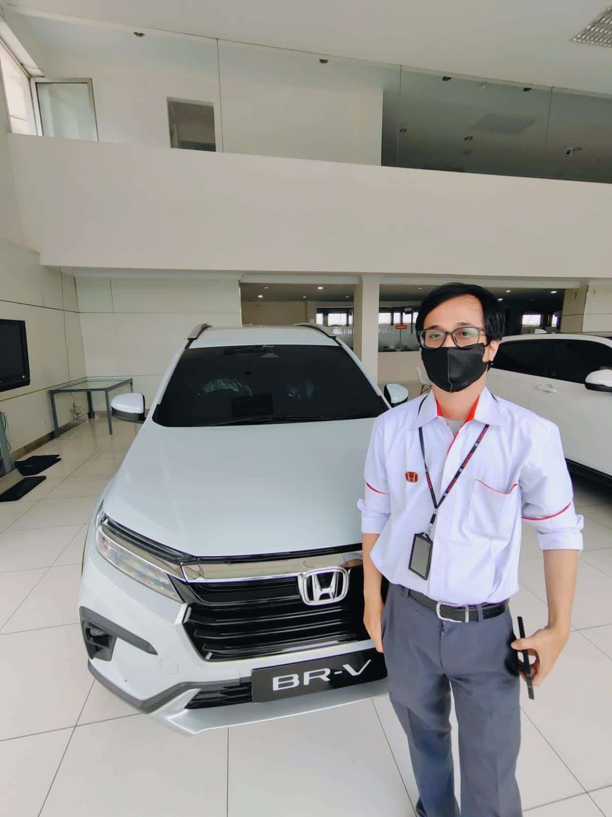 Jasa Pembuatan Website Sales Mobil 28